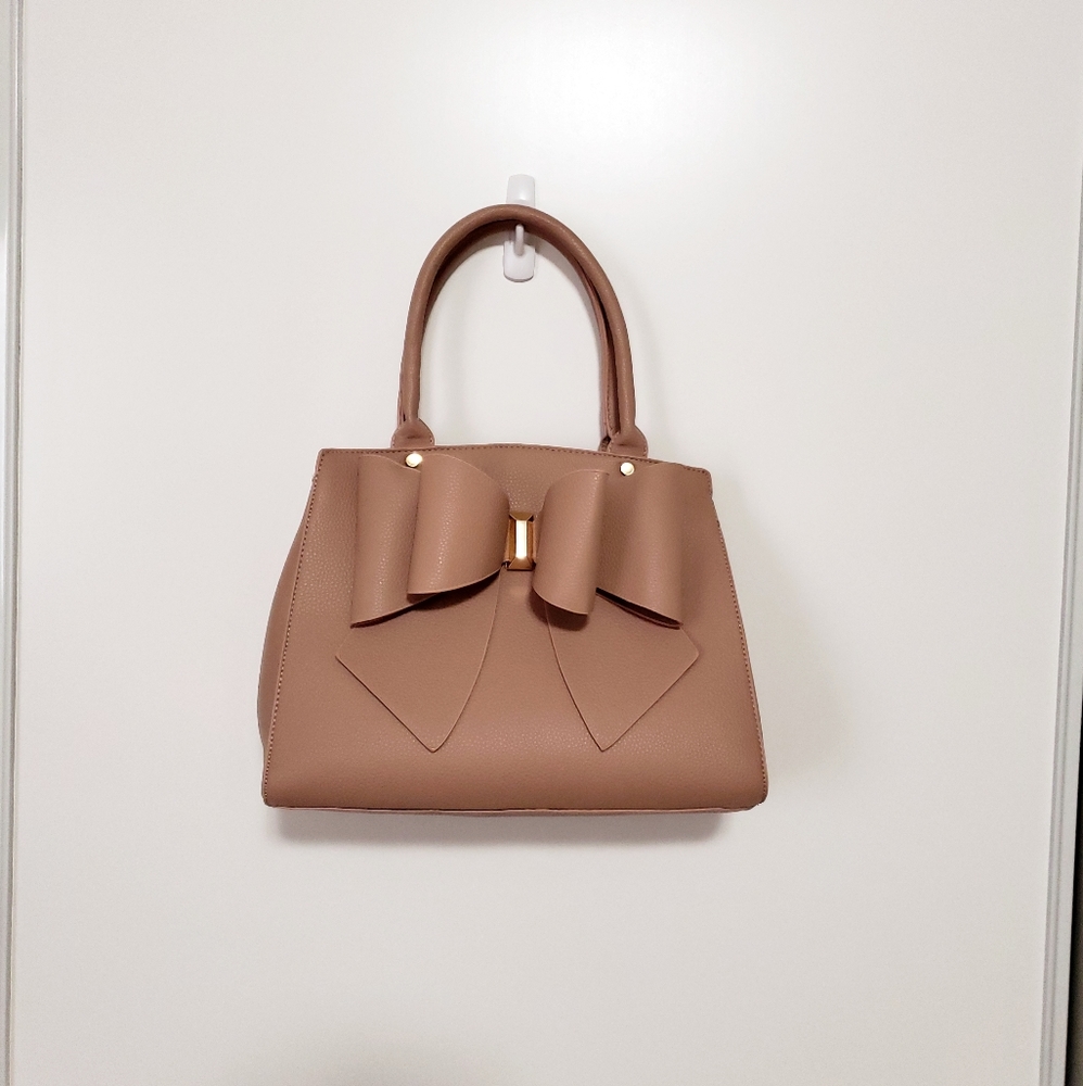 Dream control crossbody satchel